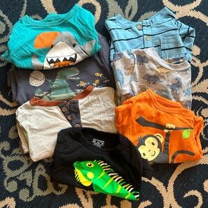 Bundle of 12-18 month clothes: 7 t-shirts and 12 shorts